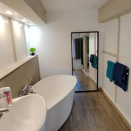 Palais Des Rois D'aragon 3*