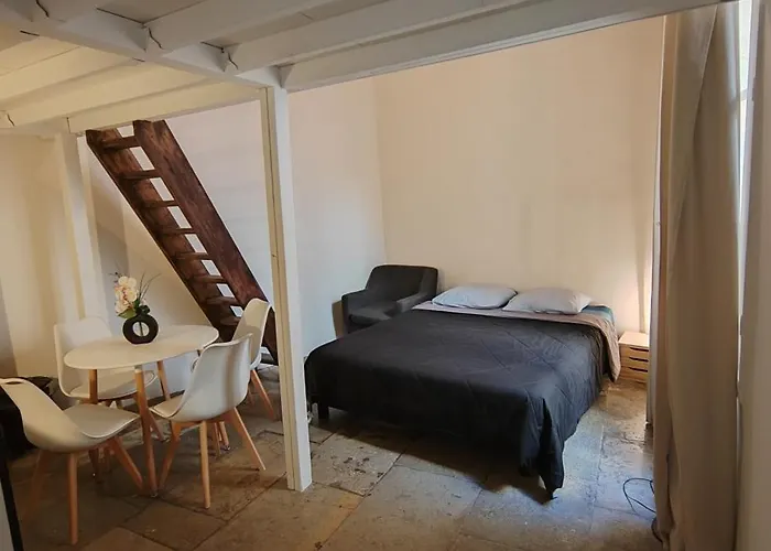 Palais Des Rois D'aragon 3*